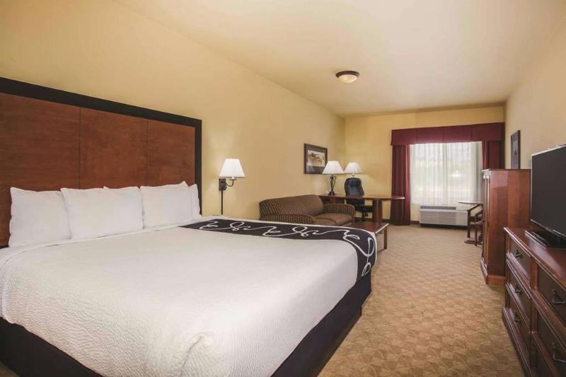 Hotel La Quinta By Wyndham 3*